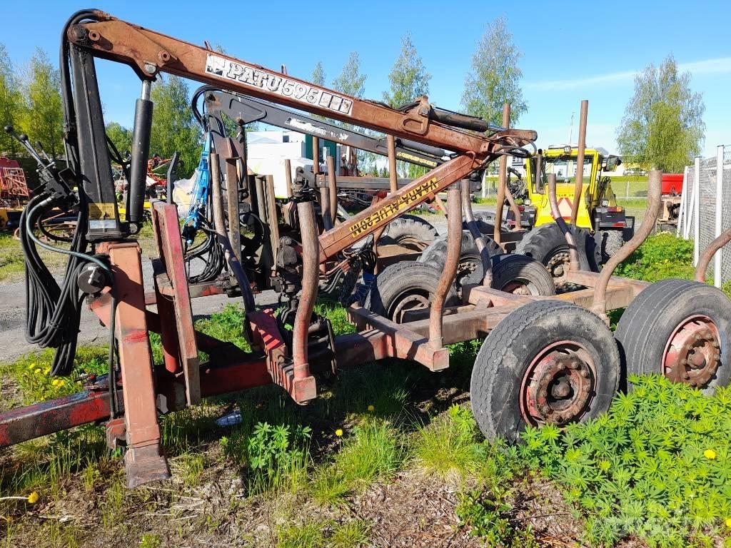 Patu 595+Metsäkärry Žerjavi (dvigala) in nakladalci
