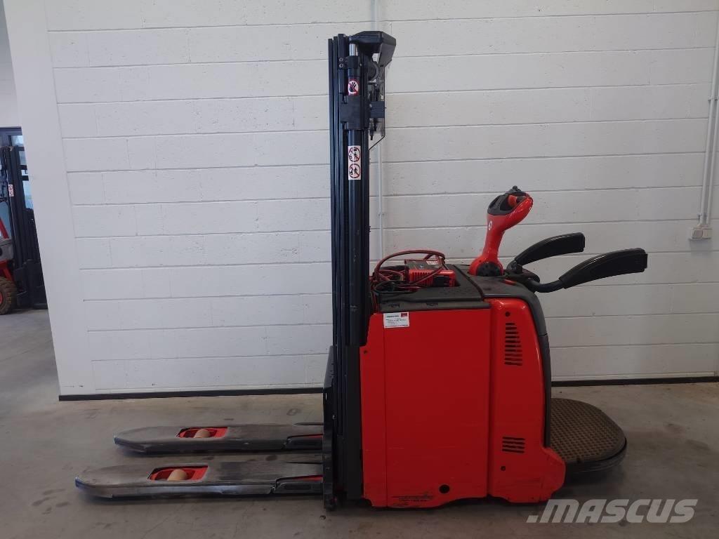 Linde L12AP/133 Samopogonski ročni viličarji