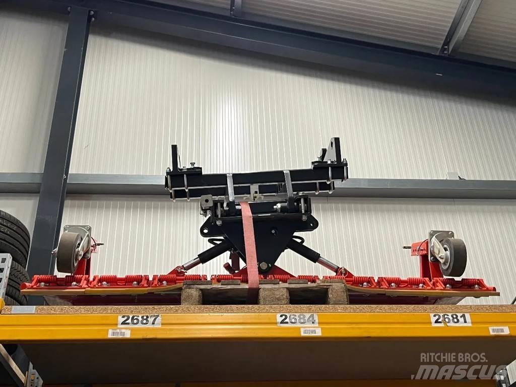 CAT 906 Next Gen Kolesni nakladalci