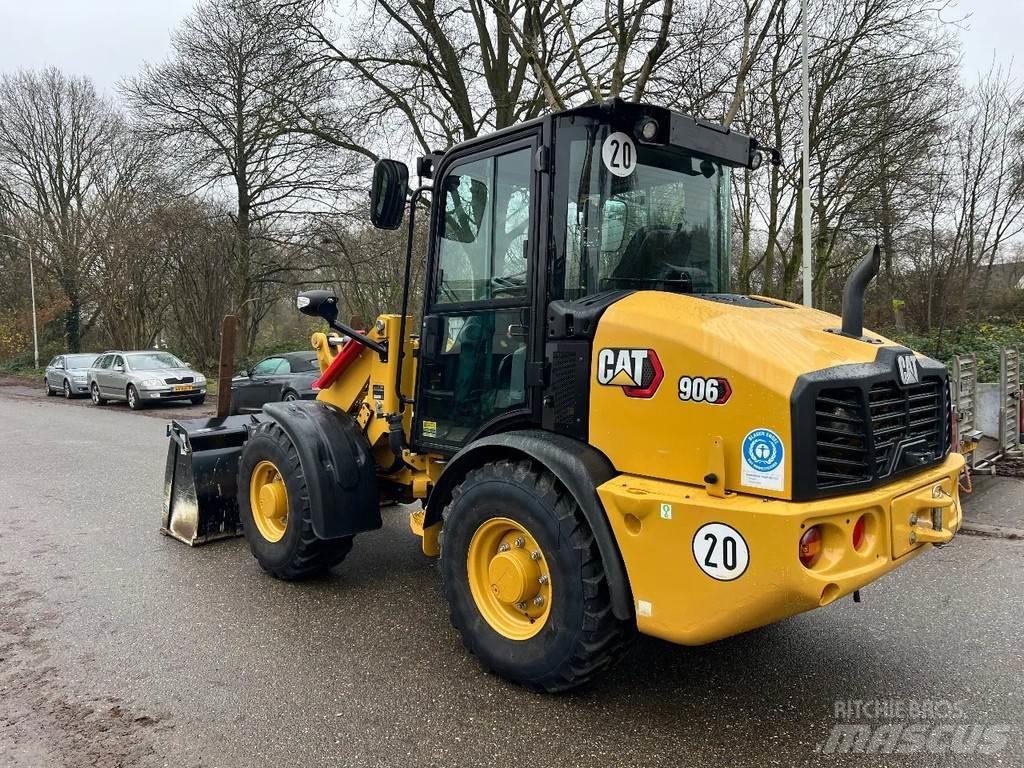 CAT 906 Next Gen Kolesni nakladalci