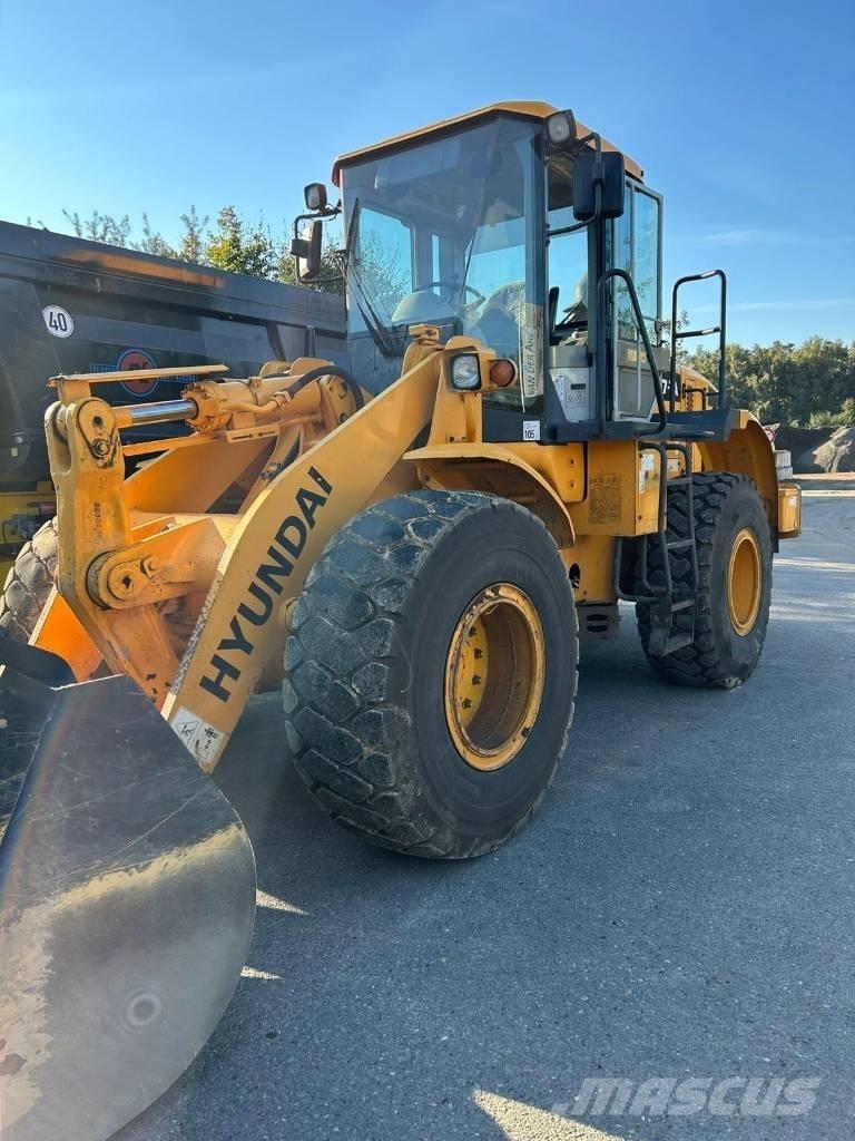 Hyundai HL 757-7 A Kolesni nakladalci