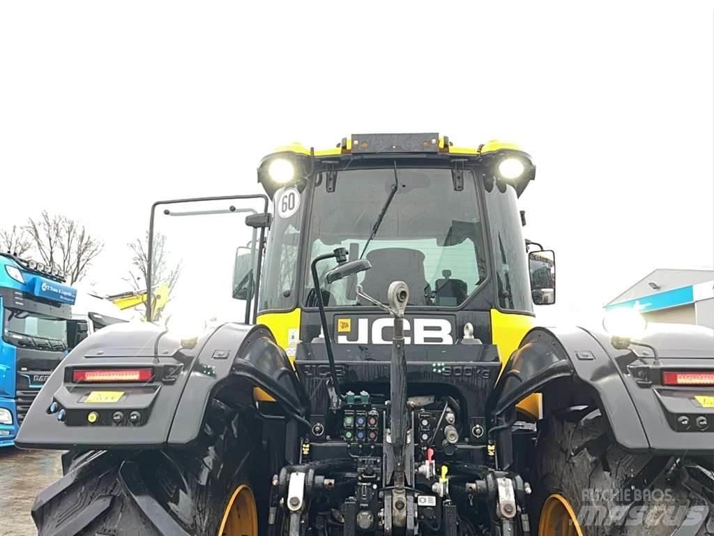 JCB Fastrac 4220 Traktorji