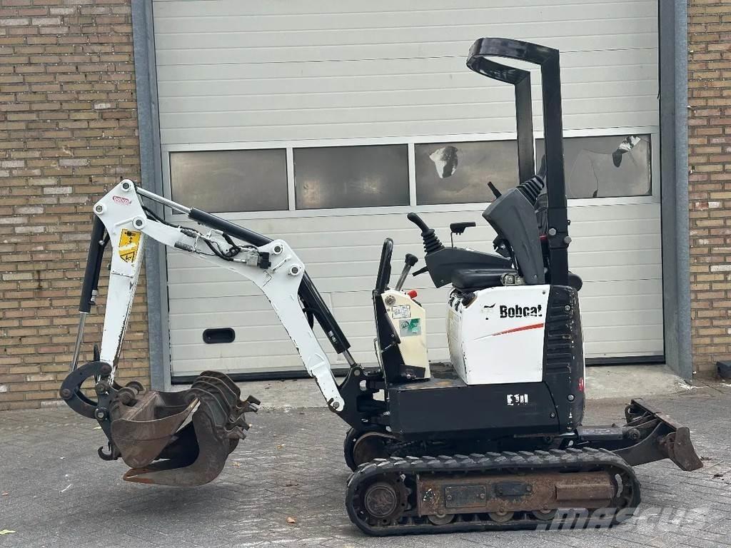 Bobcat E10 Mini bagri <7t