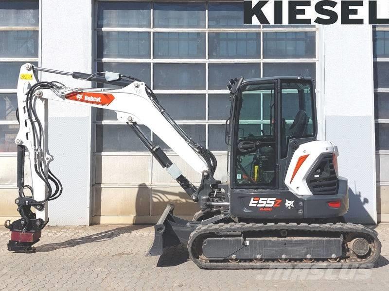 Bobcat E 55 z Mini bagri <7t