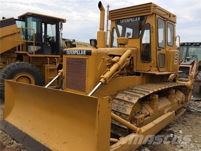 CAT D 6 D Buldožerji goseničarji