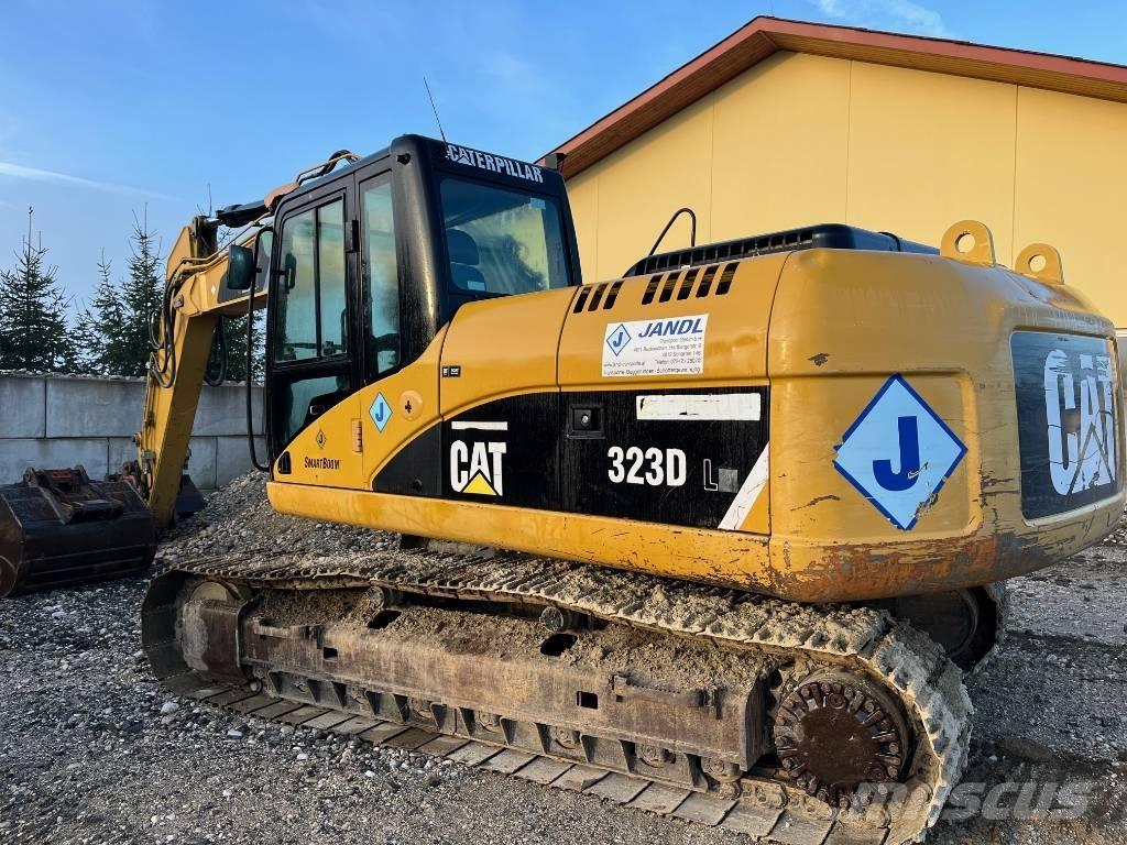 CAT 323 D L Bagri goseničarji