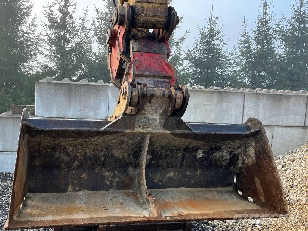 CAT 323 D L Bagri goseničarji