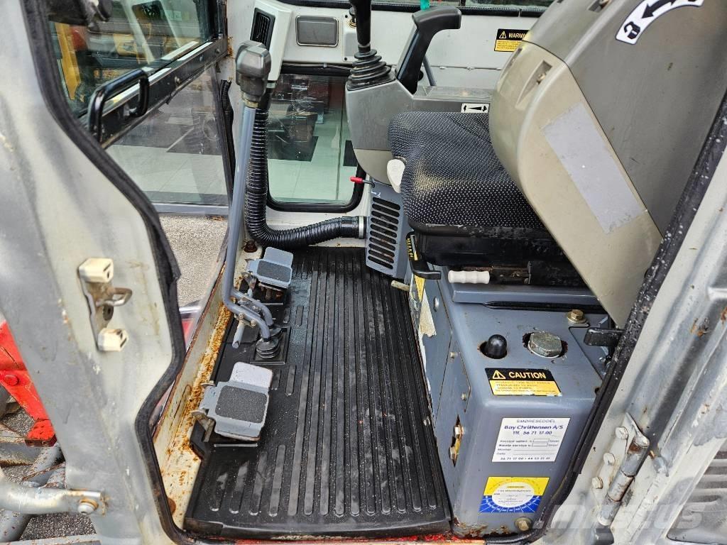 Takeuchi TB 016 Mini bagri <7t