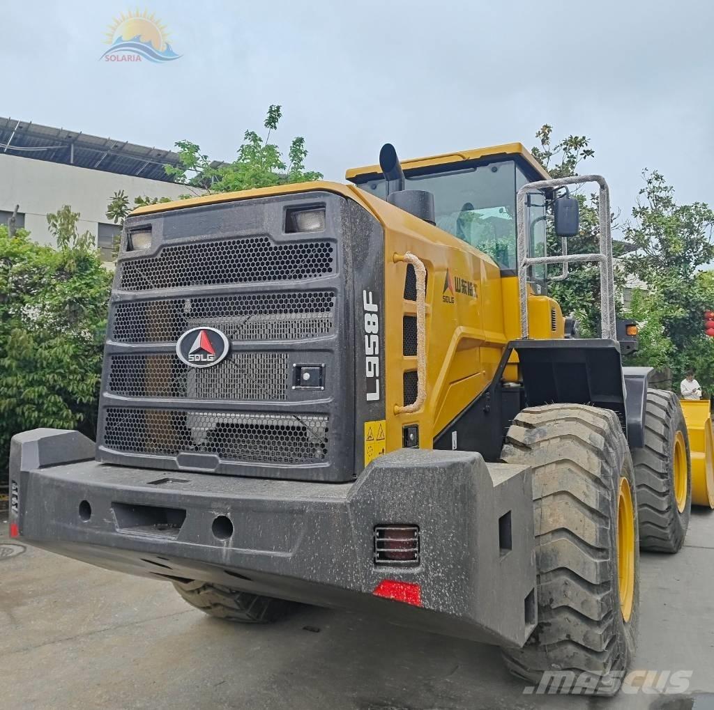 SDLG LG 958 F Kolesni nakladalci