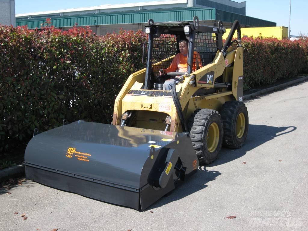 M3 Sweeper Bucket HD Nega okolice - drugo