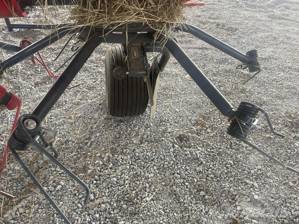 SIP SPIDER 915 / 8 Obračalniki in zgrabljalniki