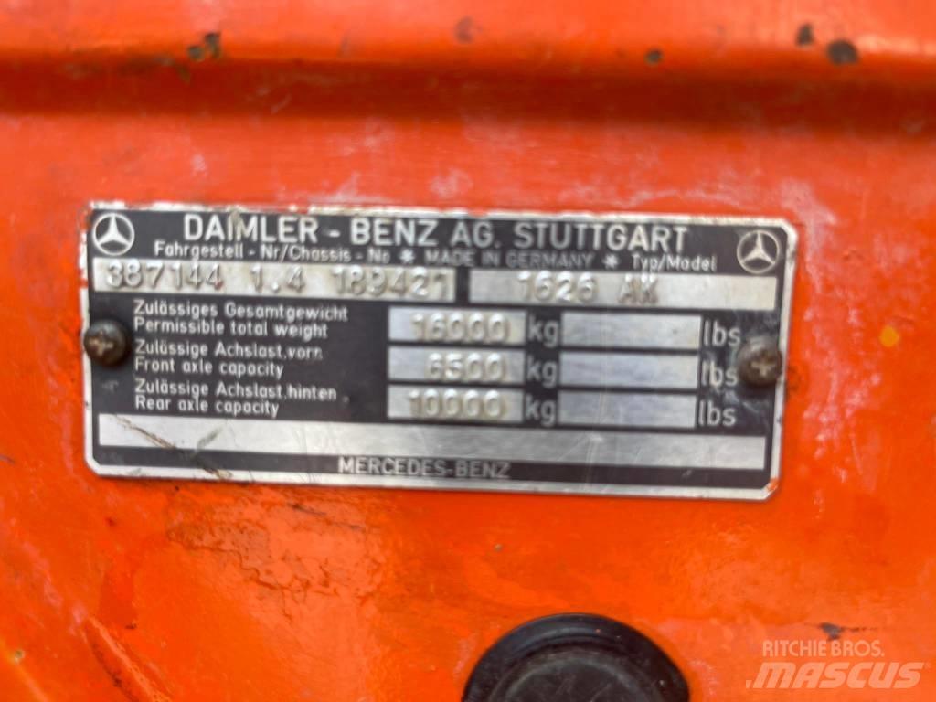 Mercedes-Benz 1626K Tovornjaki z žerjavom
