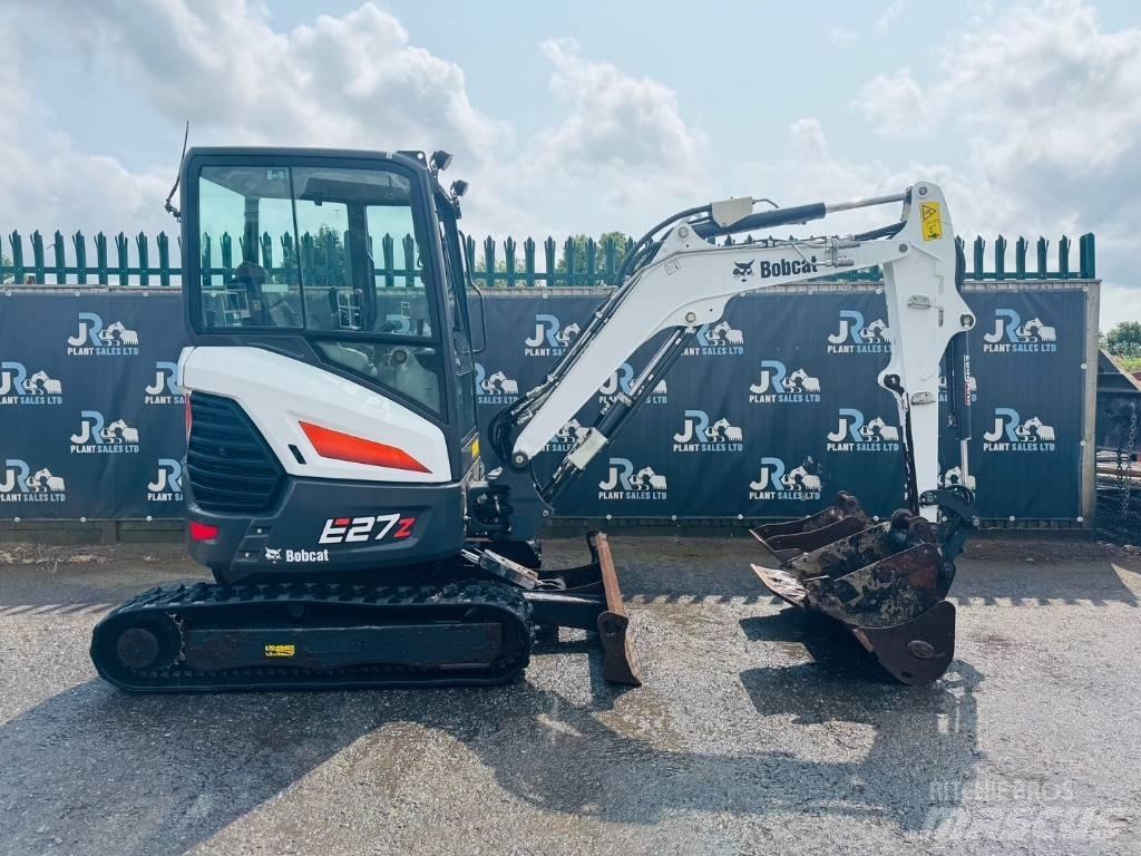 Bobcat E27z Mini bagri <7t