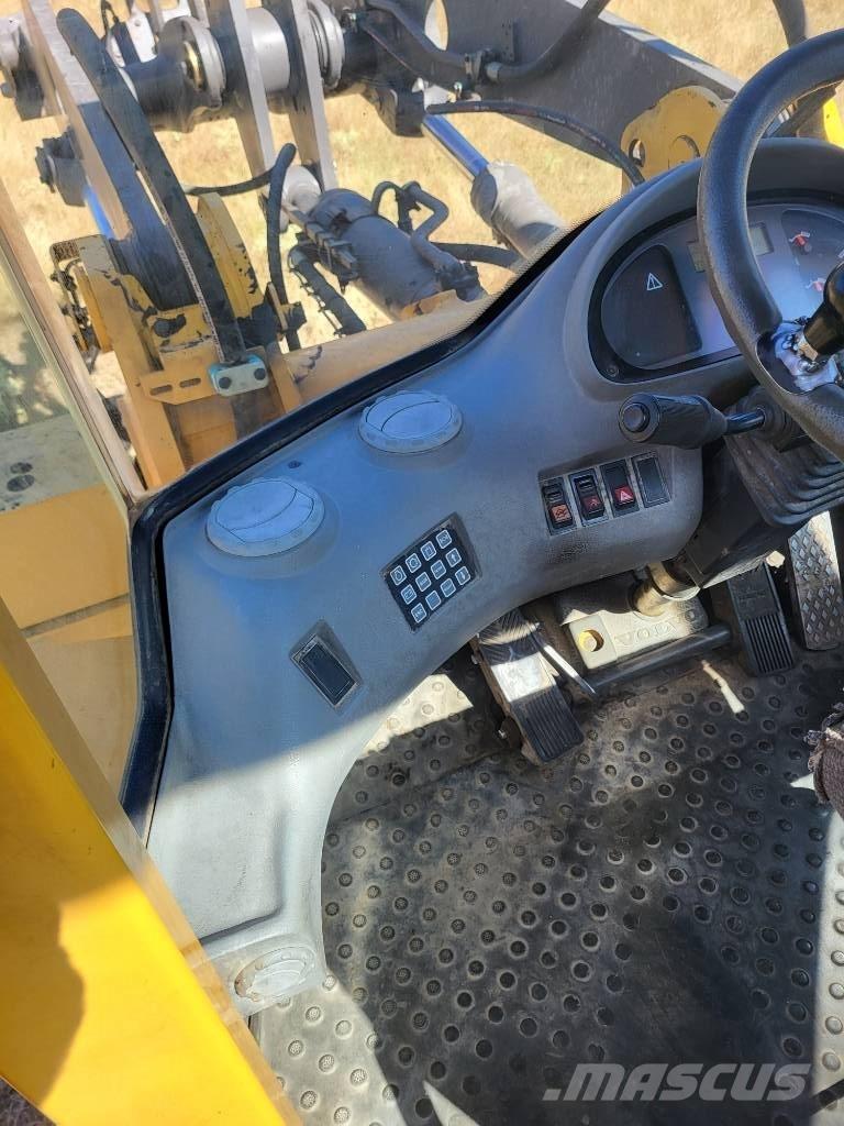 Volvo BM L50D Mini nakladalci