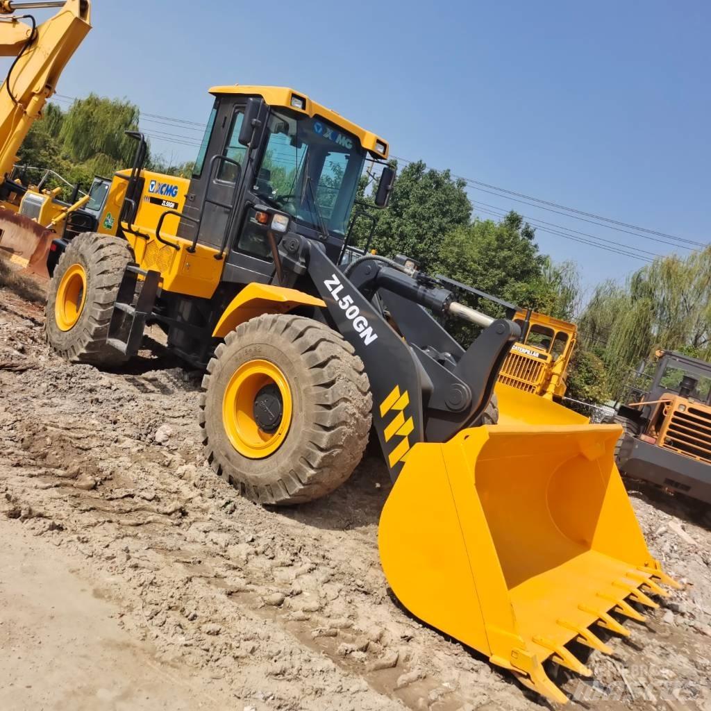 XCMG ZL 50 Kolesni nakladalci