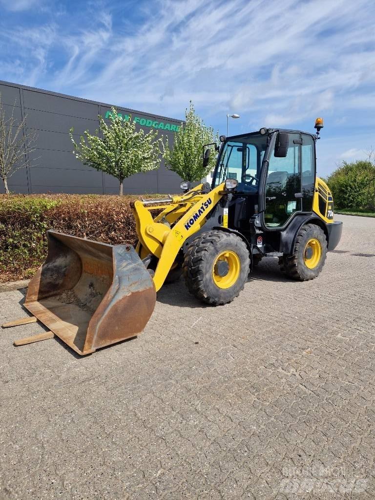 Komatsu WA70M Mini nakladalci