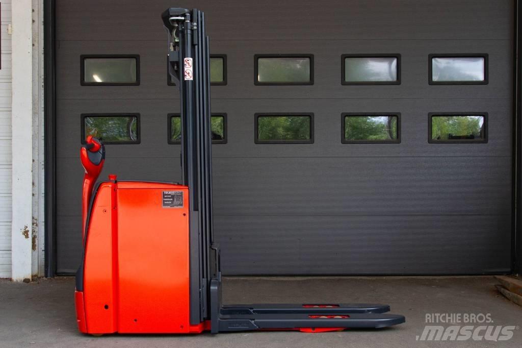 Linde L16 Ročni električni viličar