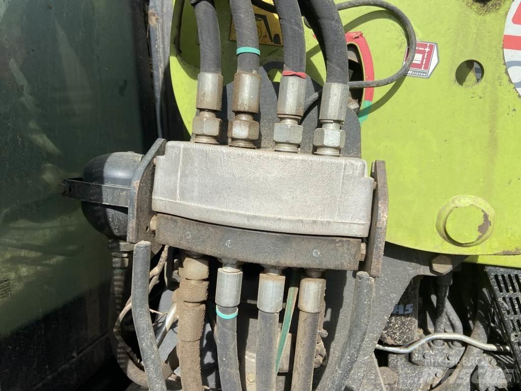 CLAAS ARION 420 Traktorji