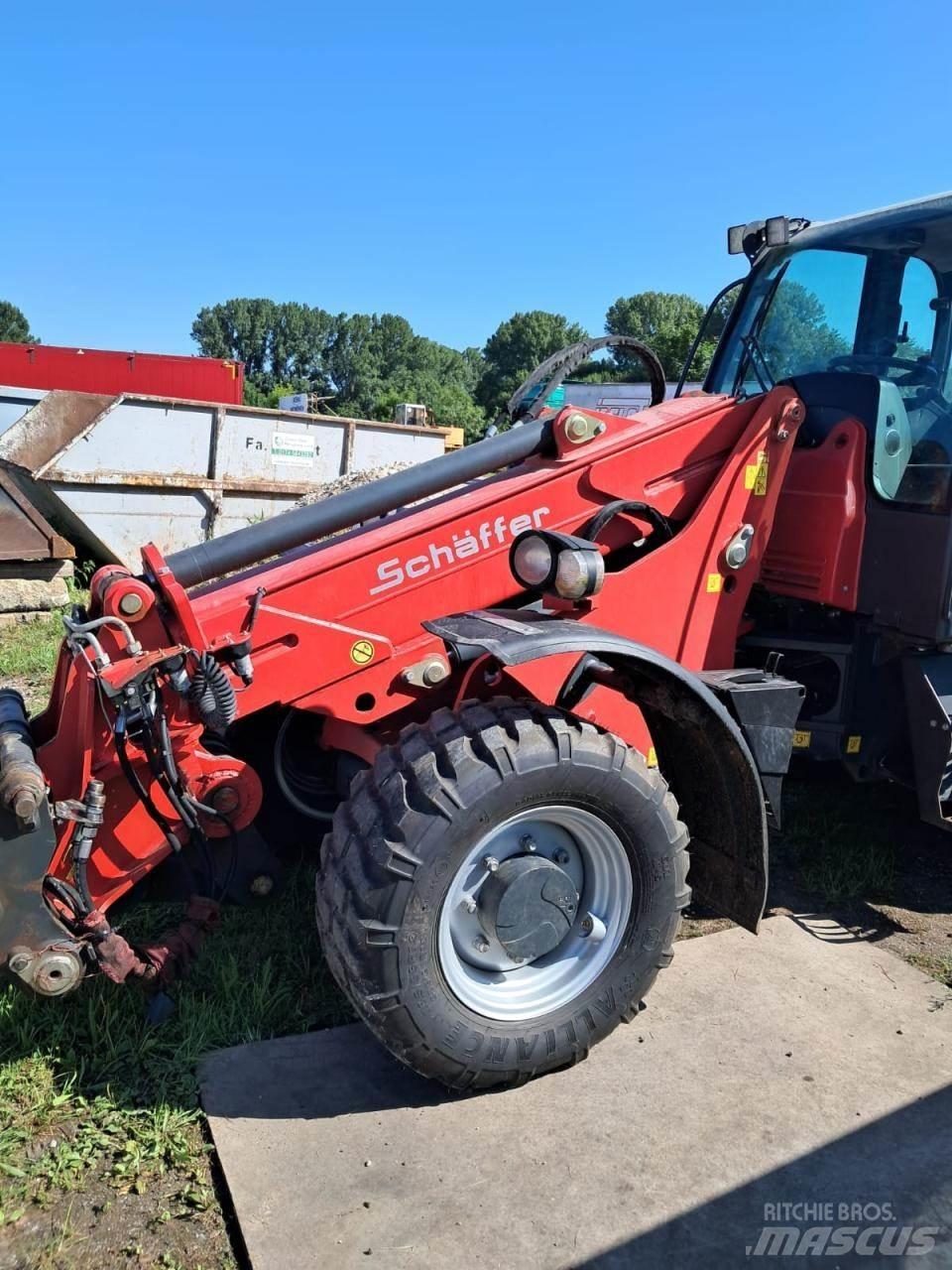 Schäffer 6680 T Mini nakladalci