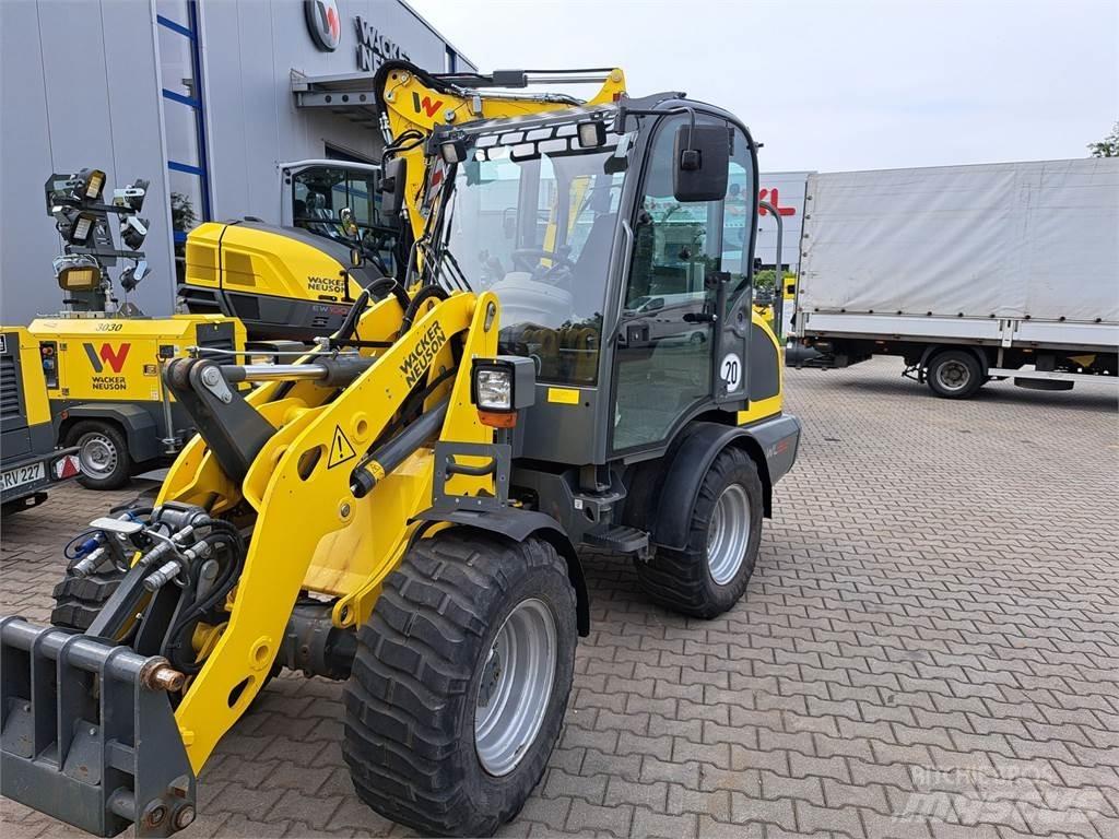 Wacker Neuson WL38 Kolesni nakladalci