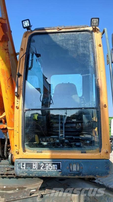 Hyundai Robex 220 LC Bagri goseničarji