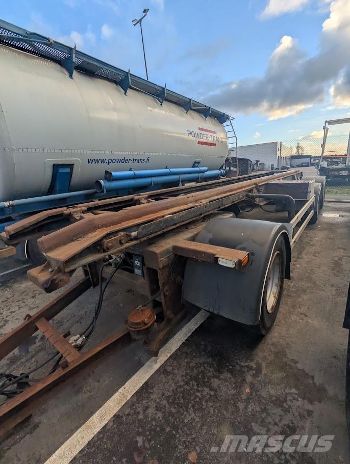 AM VKP-1+2-30 Razstavljive prikolice