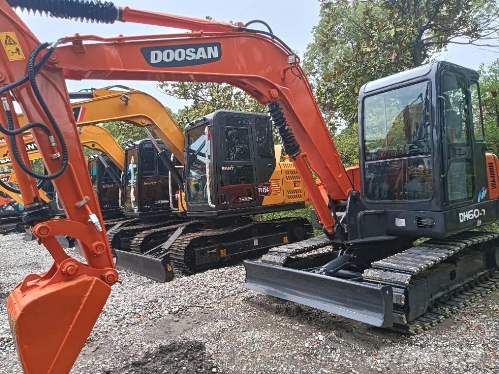 Doosan DH 60-7 Bagri goseničarji
