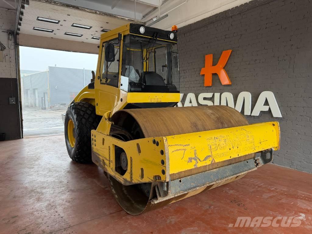 Bomag BW 211 D-4 Enojni valjarji