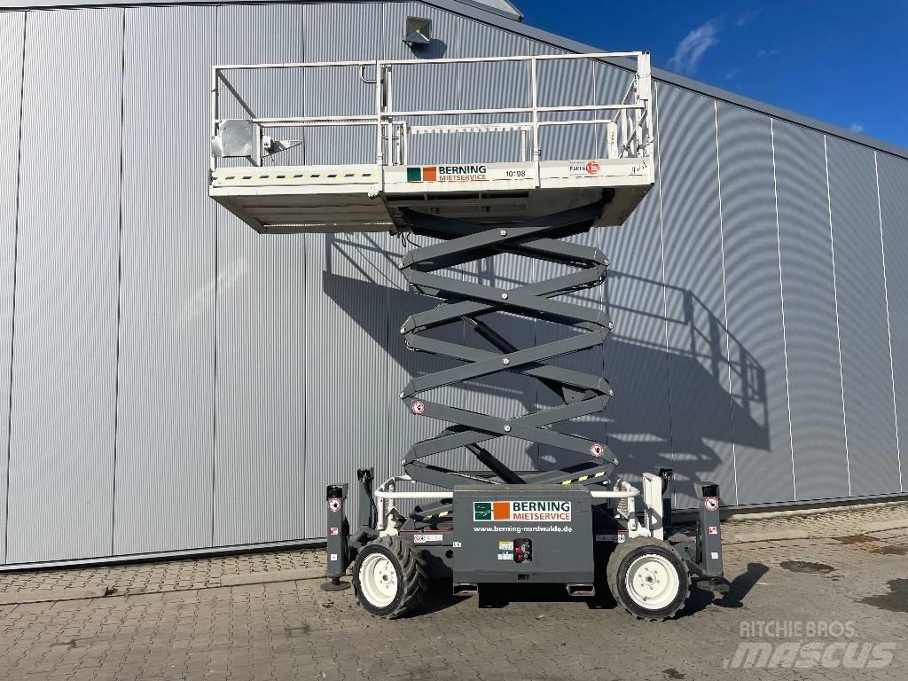 SkyJack SJ 6832 RTE Škarjaste dvižne ploščadi