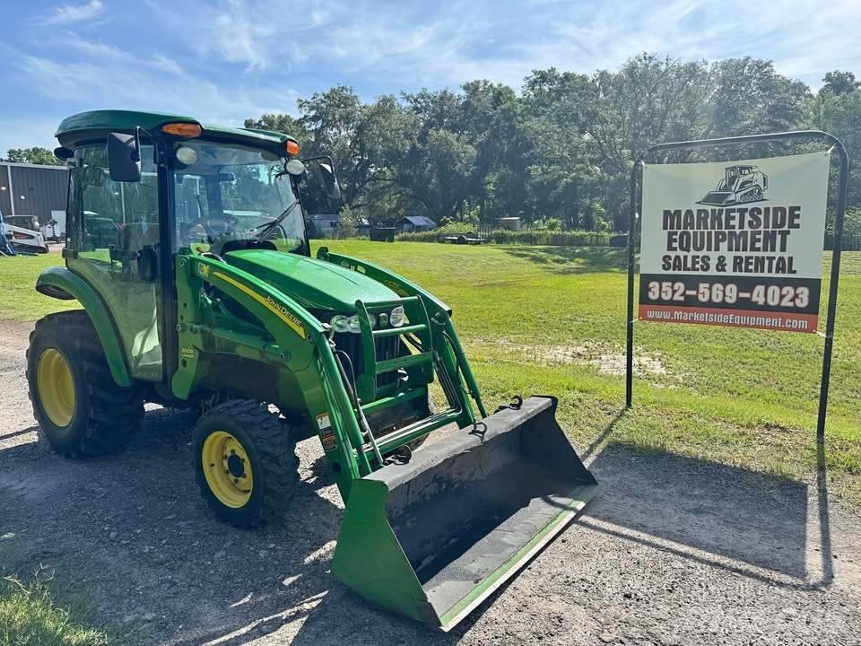 John Deere 3520 Traktorji