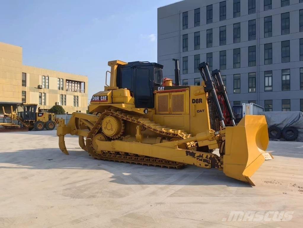 CAT D8R Buldožerji goseničarji