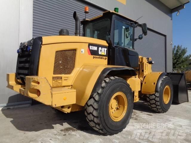 CAT 938M Kolesni nakladalci