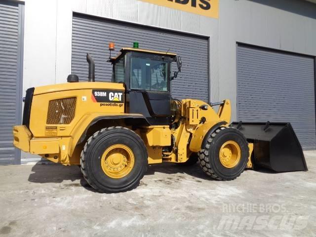 CAT 938M Kolesni nakladalci
