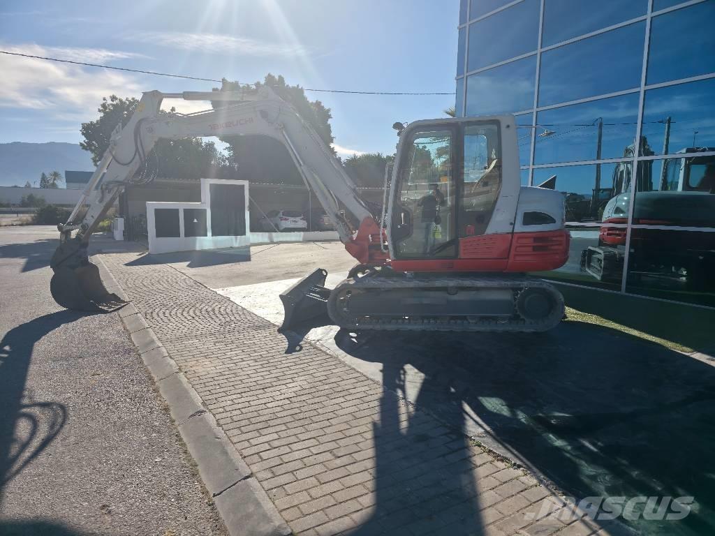Takeuchi TB 285 Midi bagri 7t – 12t