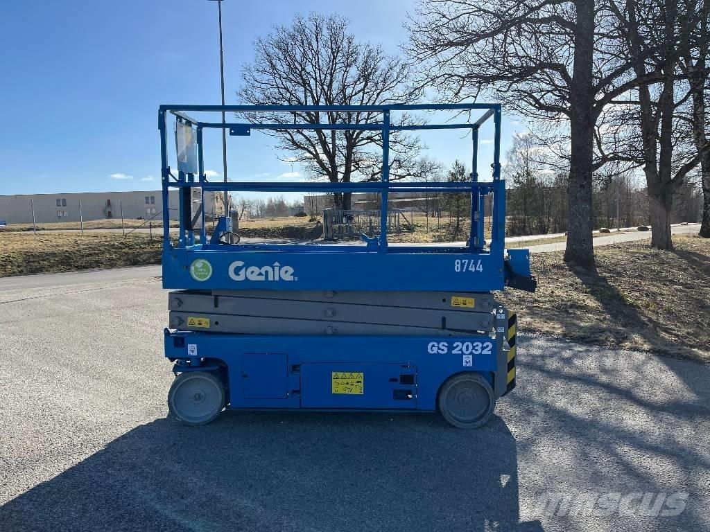 Genie GS 2032 Škarjaste dvižne ploščadi