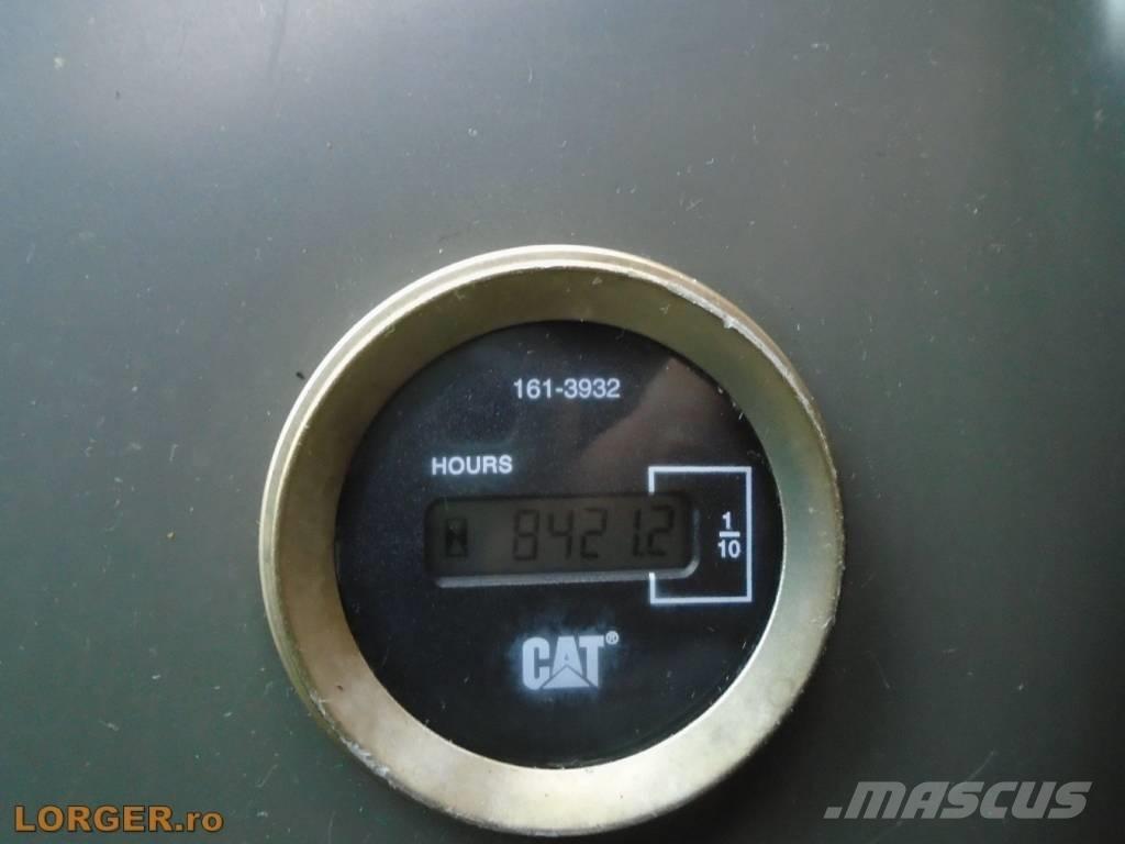 CAT 323 D Bagri goseničarji