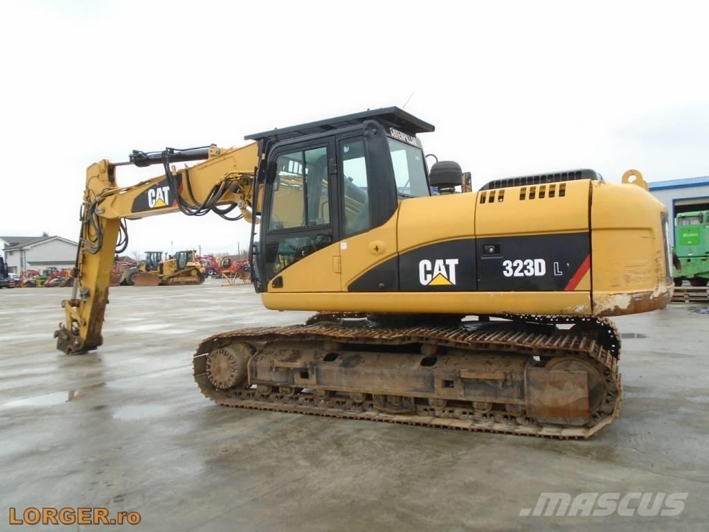 CAT 323 D Bagri goseničarji