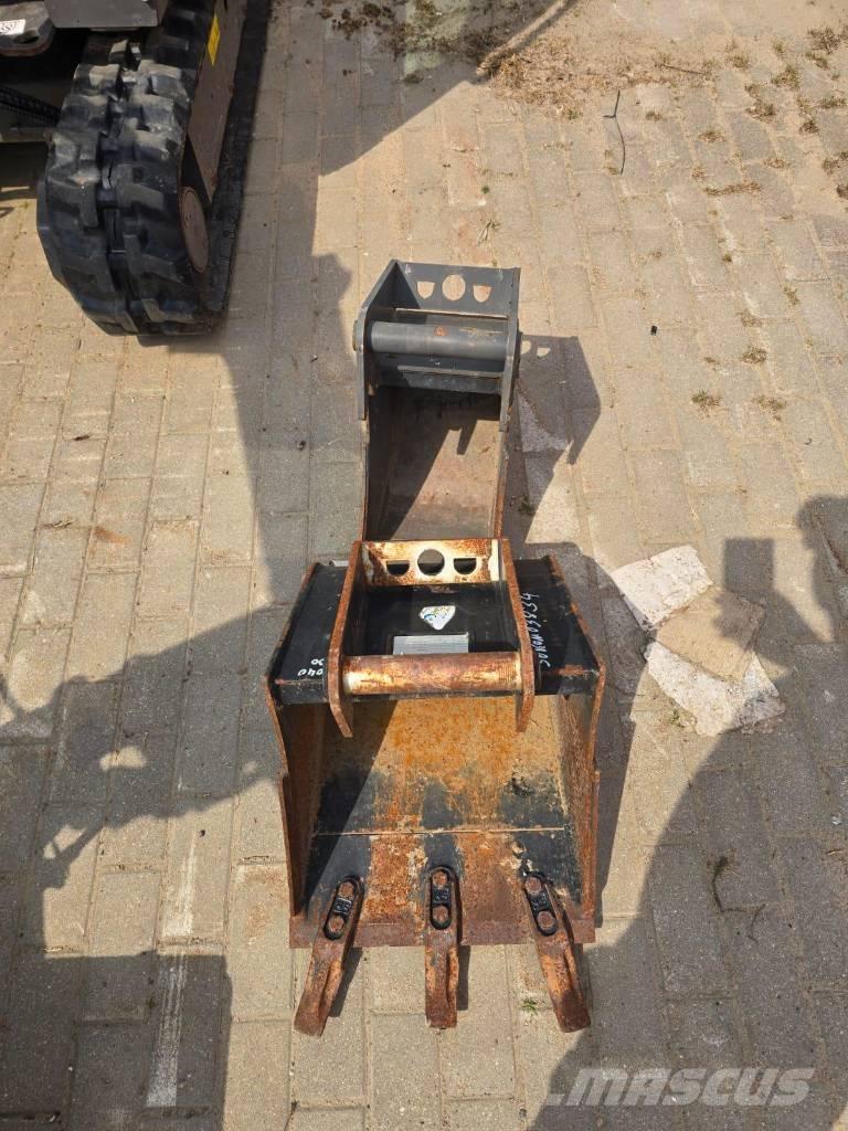 Volvo EC 18 E Mini bagri <7t