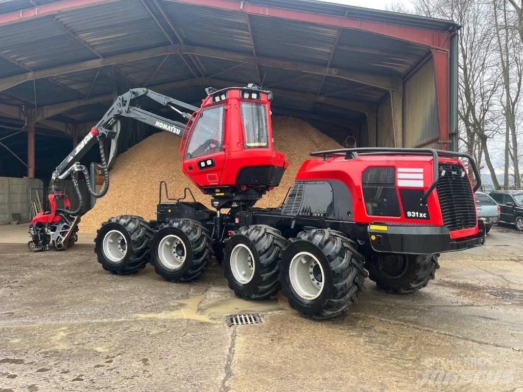 Komatsu 931 XC Harvesterji