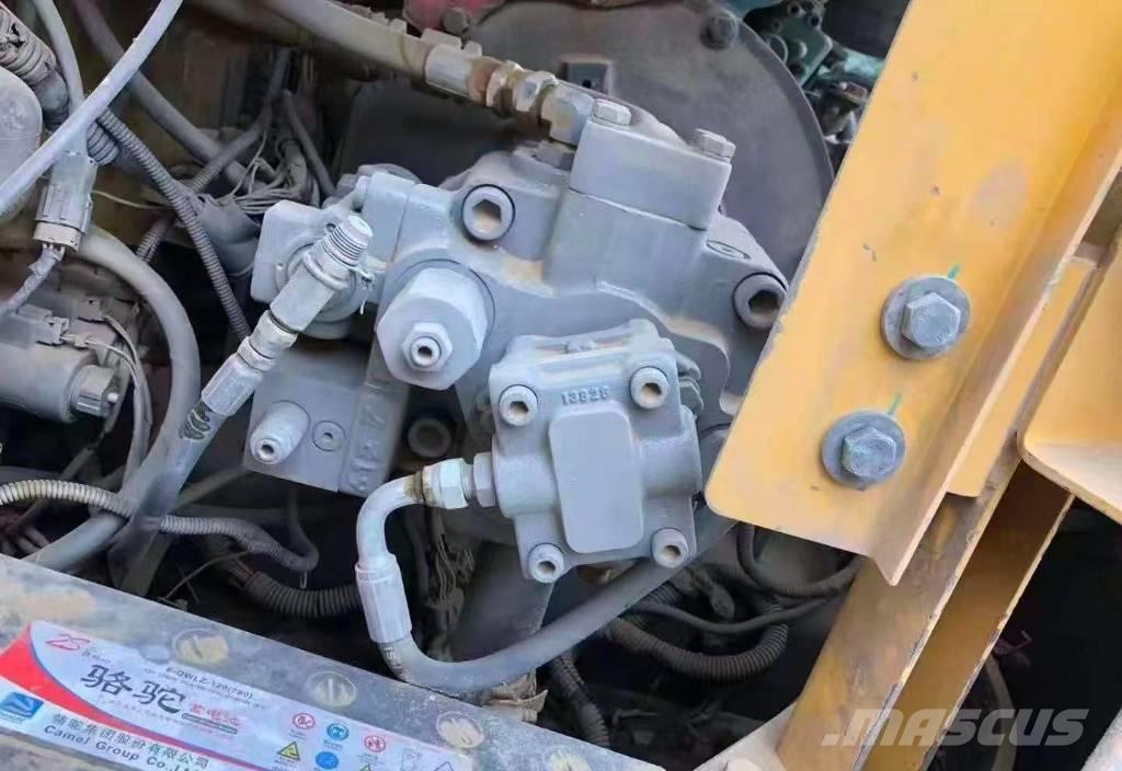 Volvo EC 80 D Bagri goseničarji