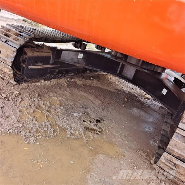 Doosan DX 340 LC Bagri goseničarji