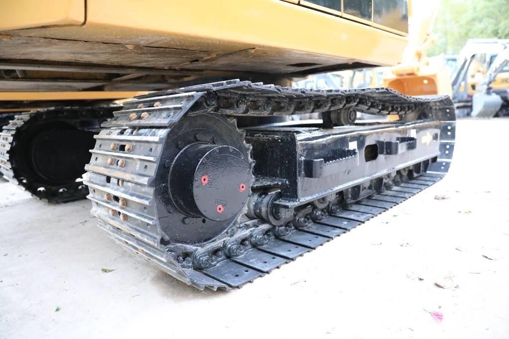 CAT E 70 B Mini bagri <7t