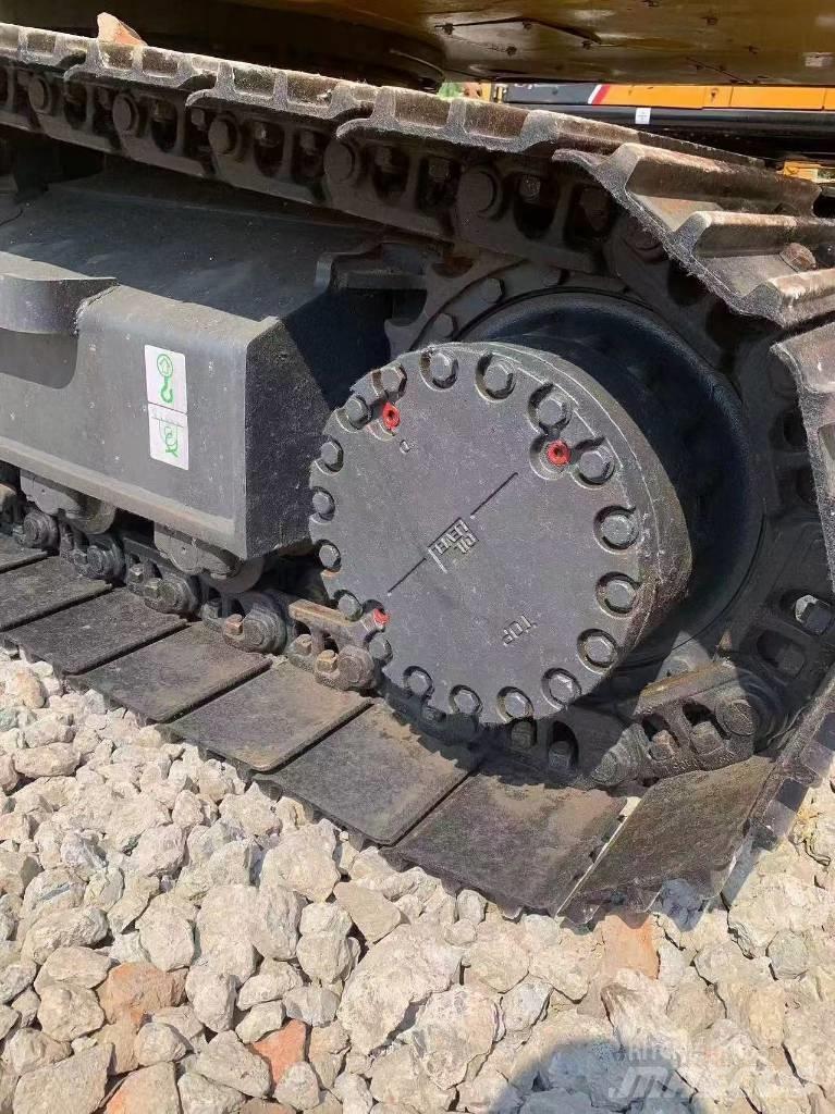Komatsu PC 210 LC Bagri goseničarji