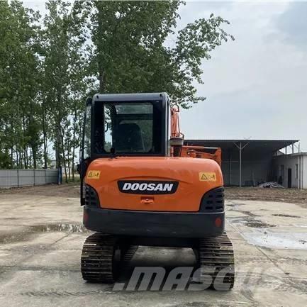 Doosan DH 60-7 Mini bagri <7t