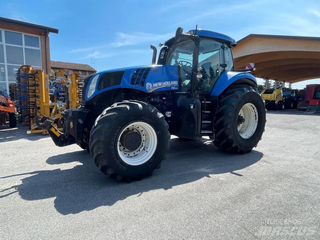 New Holland T 8.360 Traktorji