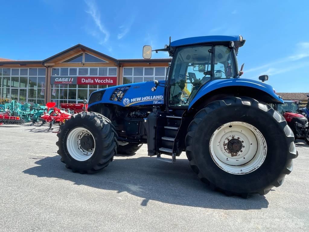 New Holland T 8.360 Traktorji
