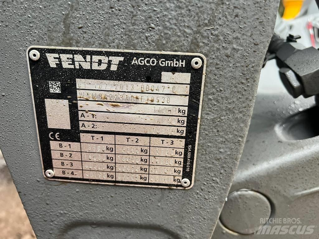 Fendt 828 Traktorji