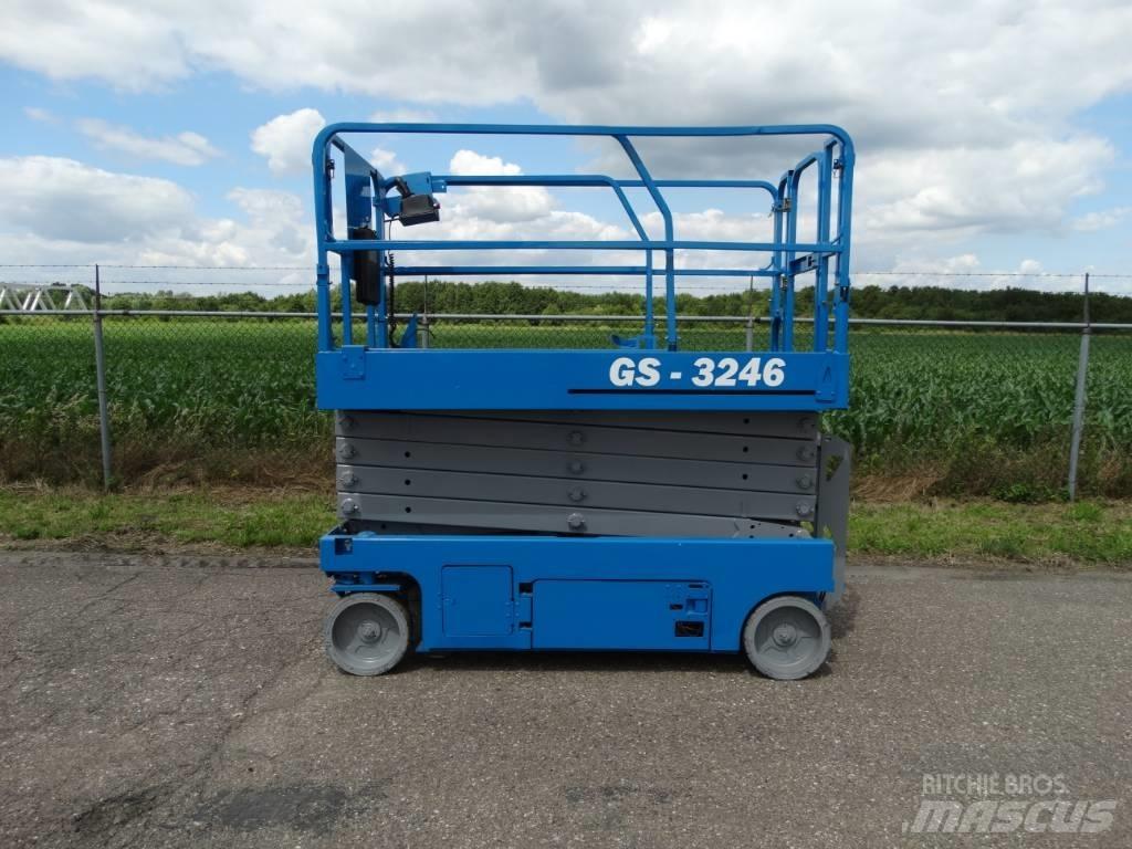 Genie GS 3246 Škarjaste dvižne ploščadi