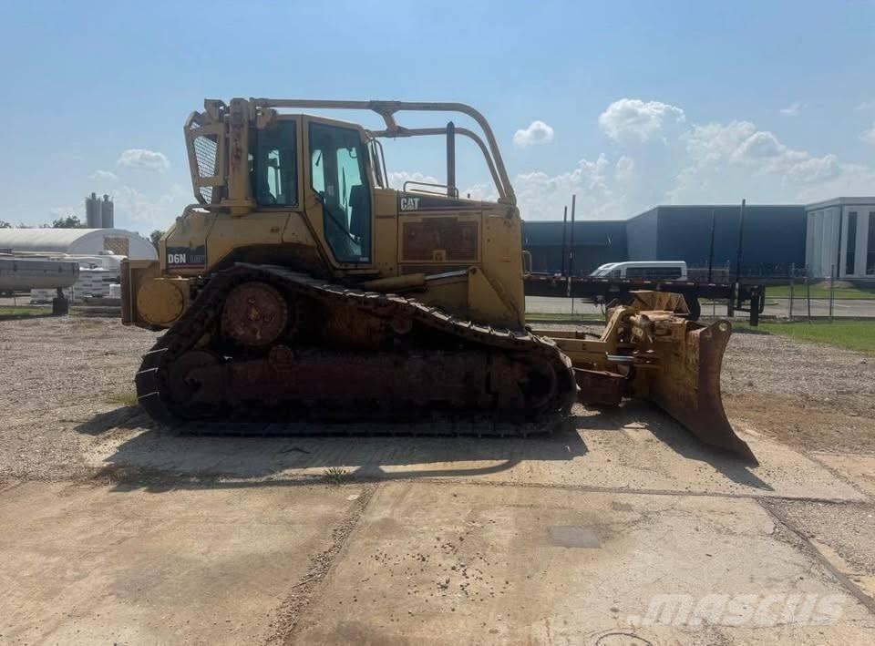 CAT D 6 N Buldožerji goseničarji