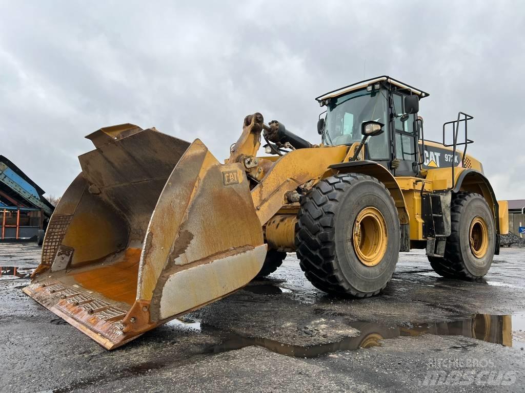 CAT 972 K Kolesni nakladalci